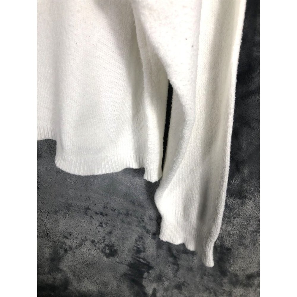 Warm And Cozy Lifestyle Sweater Woman's Adult Medium - Picture 5 of 15